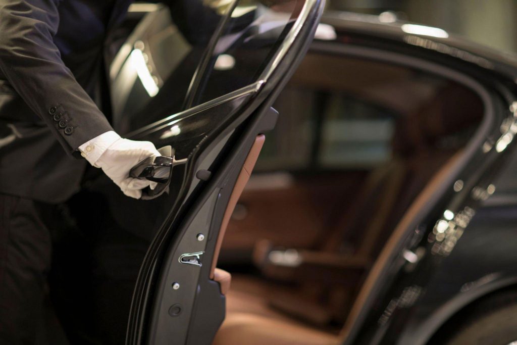 Paris Hourly hire service with a private chauffeur